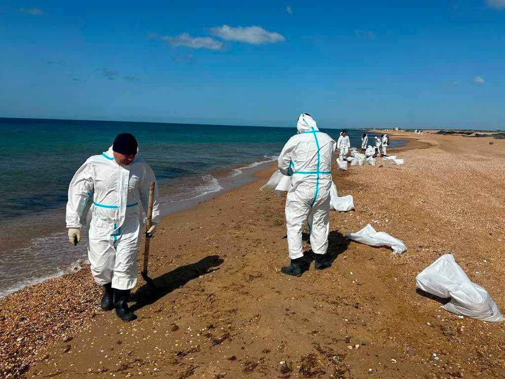 Роспотребнадзор проверил экологию Черного моря перед открытием курортного сезона