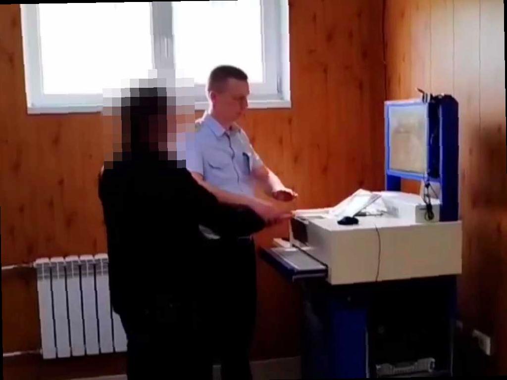 Двое молодых людей задержаны в Сочи за попытку задержать наркозакладчиков