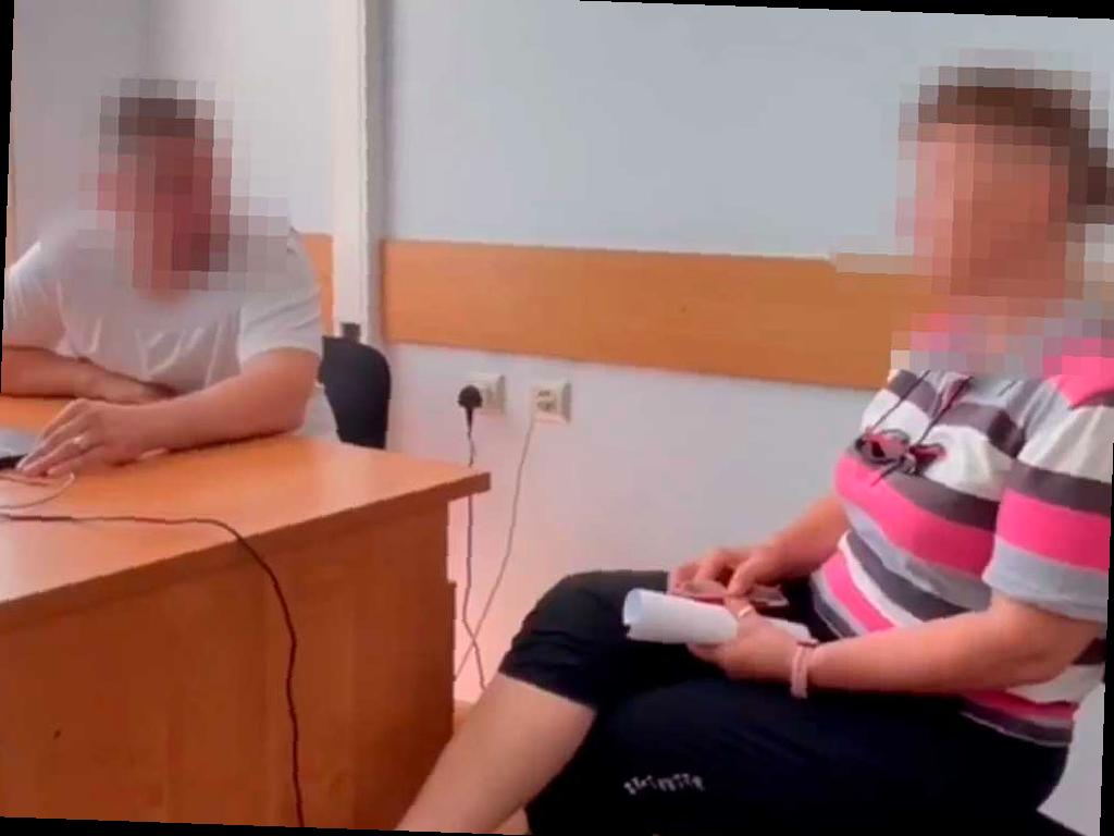 Жительница Адлера едва не стала жертвой мошенников, но благодаря быстрой реакции сотрудников банка и полиции удалось предотвратить финансовые потери.