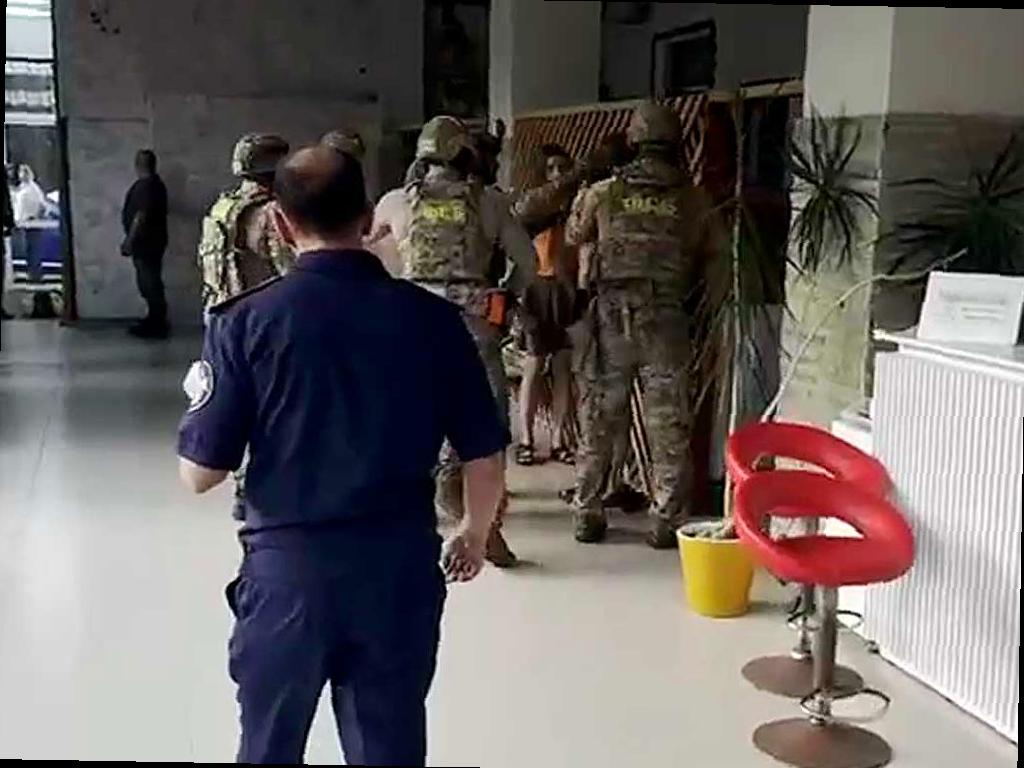 «Семейный подряд»: матери и сыну из Сочи предъявлены обвинения в экстремизме