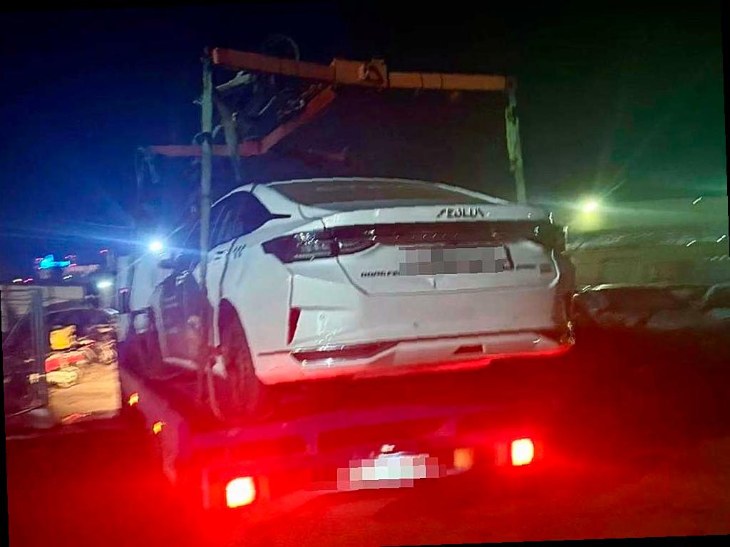 Двое нелегальных таксистов попались в Сочи