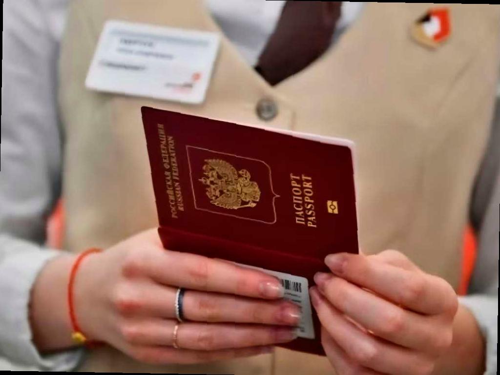 С 2026 года дети до 14 лет должны иметь загранпаспорт для поездок в Абхазию, Белоруссию и Казахстан