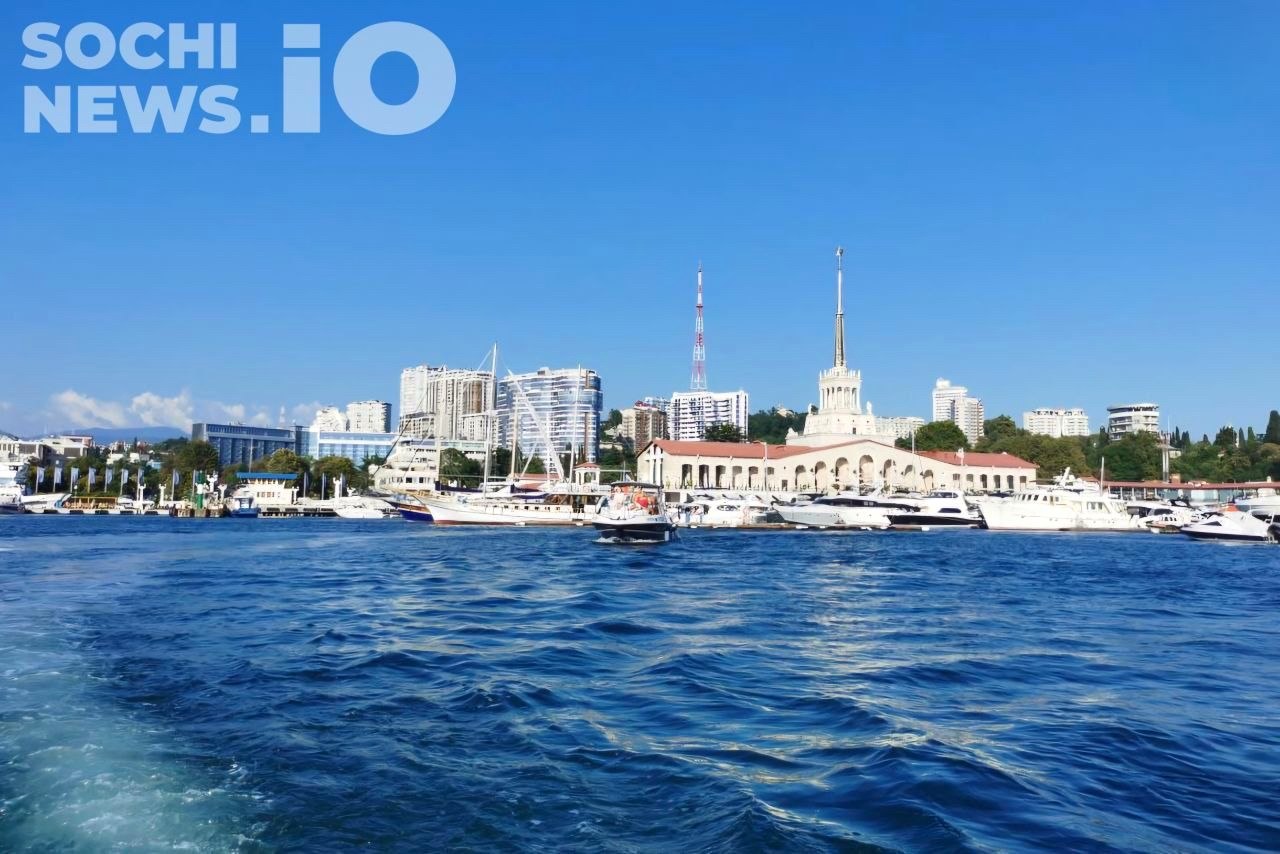 Безопасность морской воды на пляжах Сочи перед сезоном подтвердили