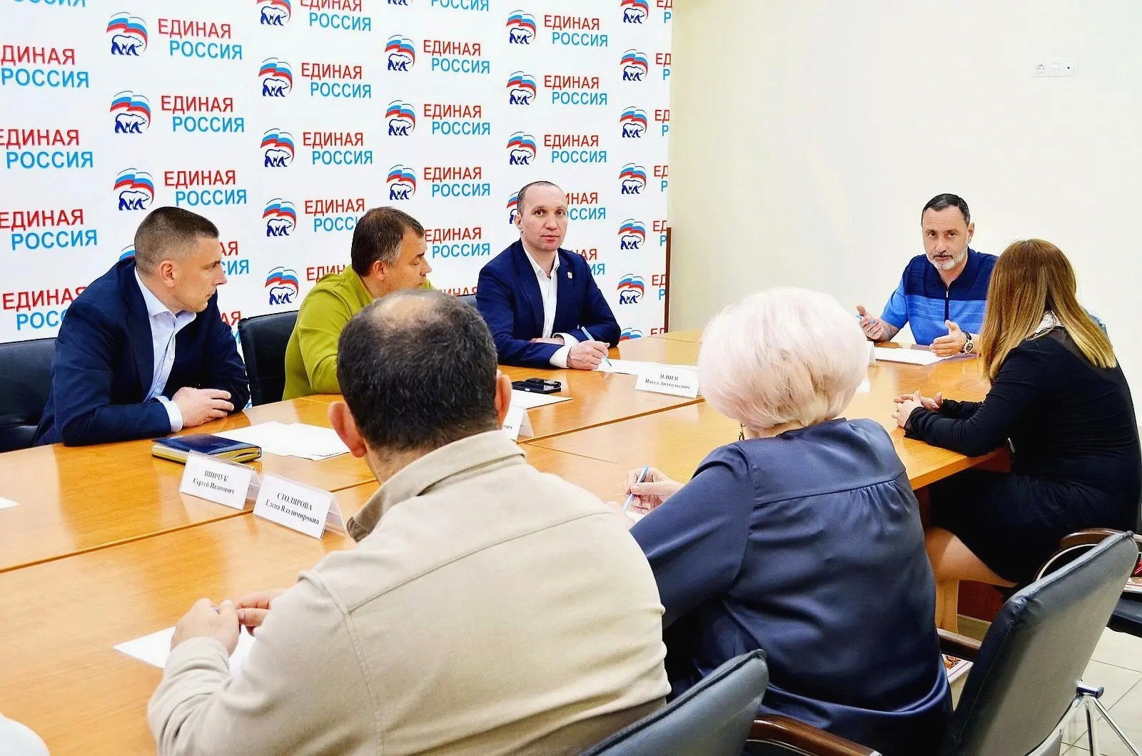 Депутат ЗСК Виктор Тепляков провел прием граждан в ТОС «Новосочинский
