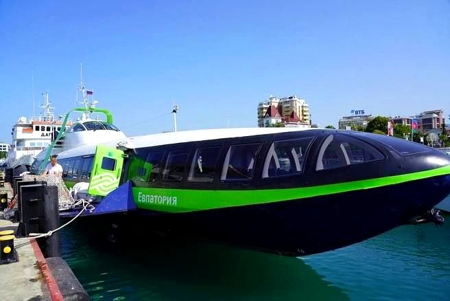 Морское такси между Сочи и Адлером начало работать с 16 июня