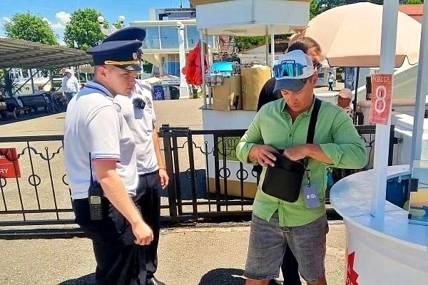 Штрафы за навязчивое предложение услуг в Сочи достигли 400 тысяч рублей